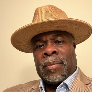 Meet your Posher, Steven